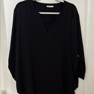 Maurices Black V-Neck Tab sleeve Blouse
